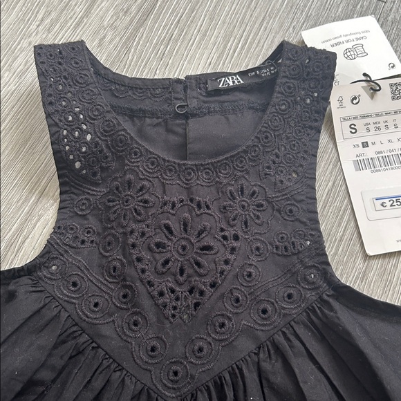 Zara Tops - NWT Zara Floral Embroidered Black High Neck Top